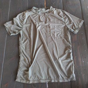 Vuori Tradewind Performance Pocket Tee